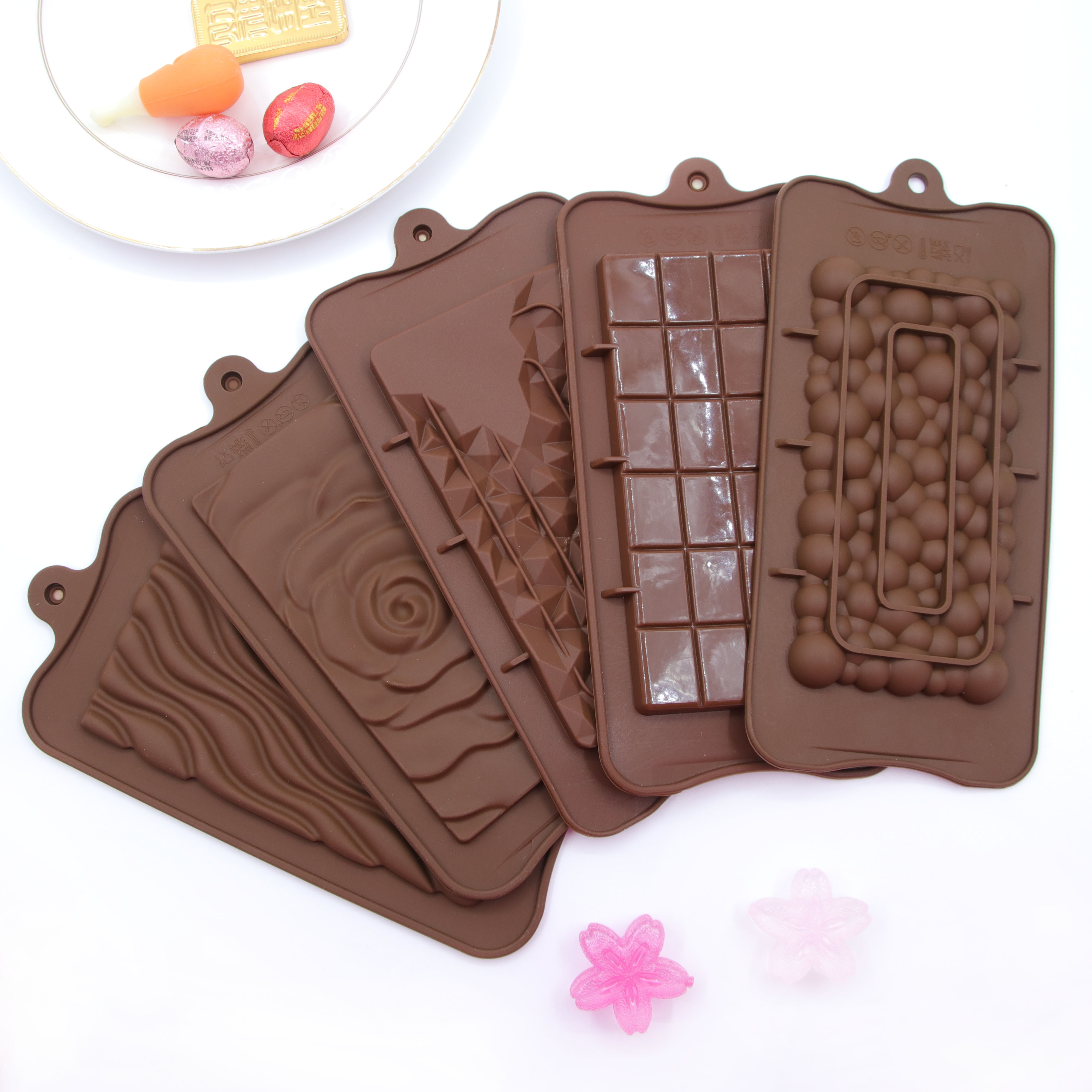 Kitchen Gadgets Dubai - 1pc Chocolate Mold 3D Silicone Mold